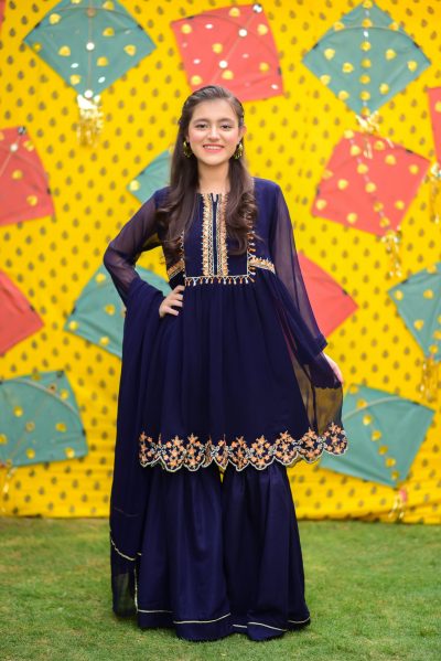 Girls-Pakistani-dresses