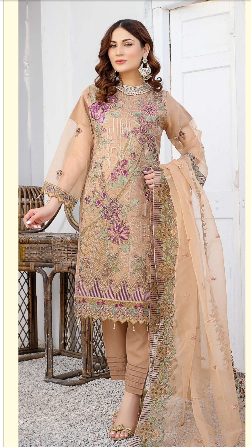 READY MADE PAKISTANI CLOTHES ONLINE